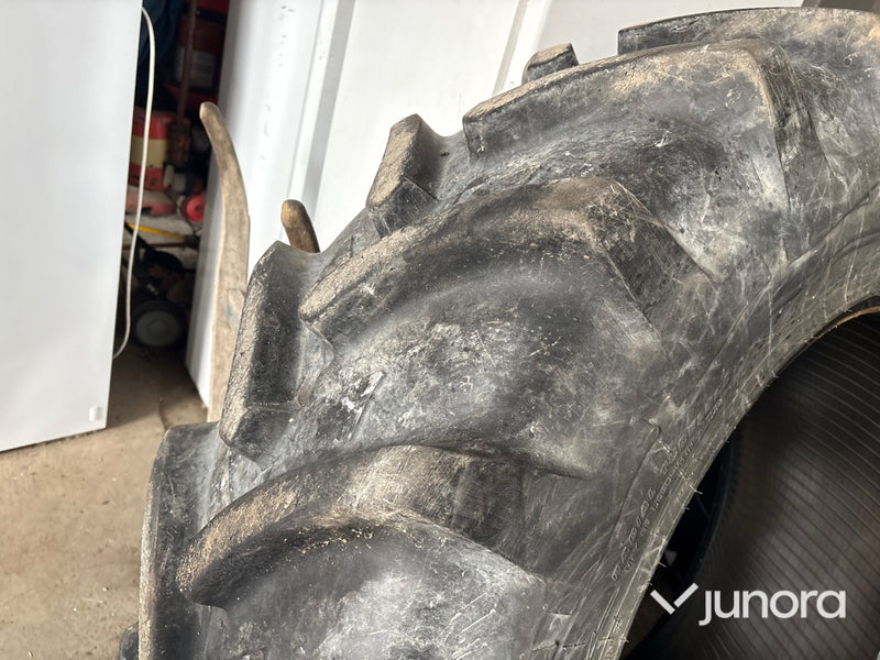 Traktordäck - Michelin, 420/85 R 34