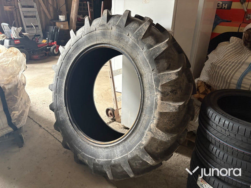 Traktordäck - Michelin, 420/85 R 34