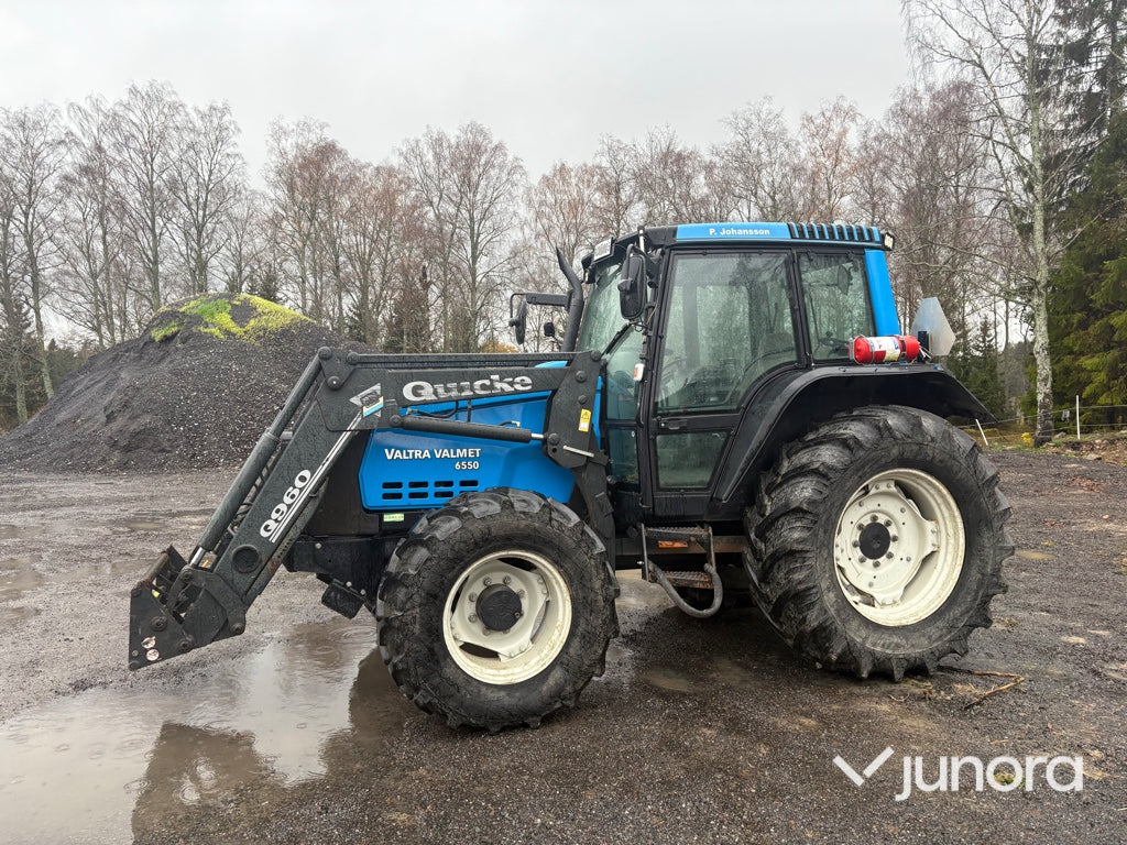 Traktor - Valtra 6550-4 med frontlastare