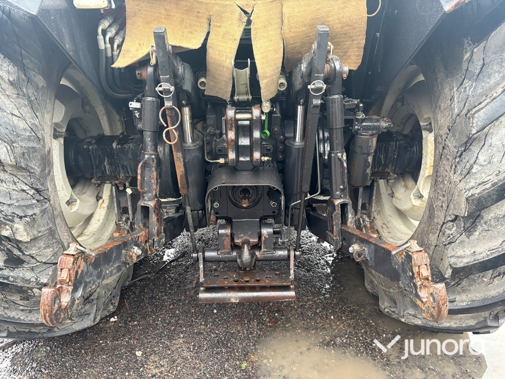 Traktor - Valtra 6550-4 med frontlastare