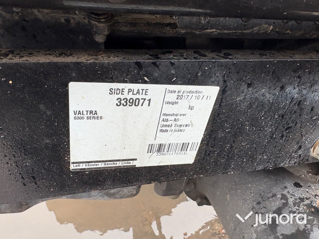 Traktor - Valtra 6550-4 med frontlastare