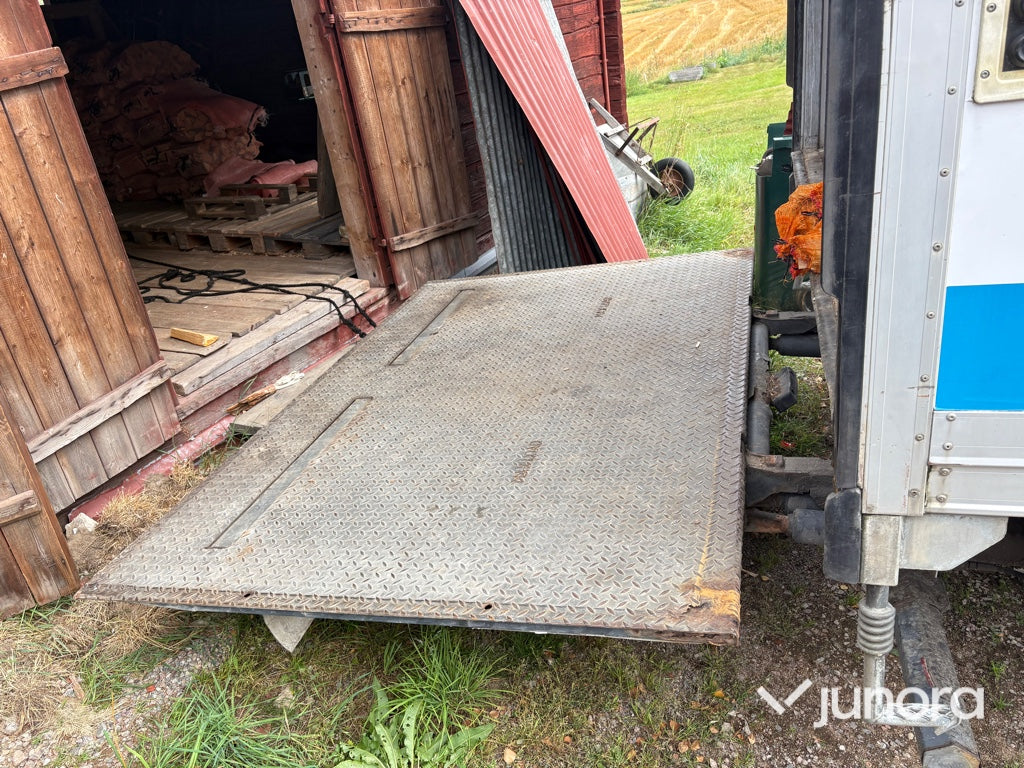 Husbil/Husbuss/Crossbuss - Scania 260 94D