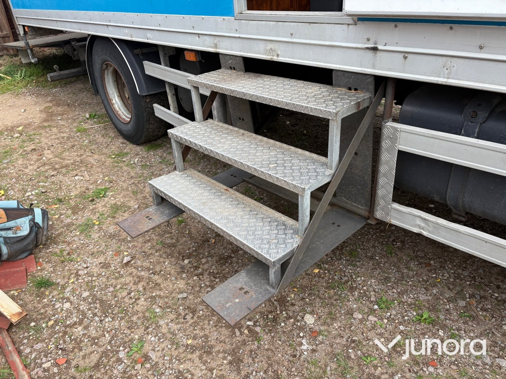 Husbil/Husbuss/Crossbuss - Scania 260 94D
