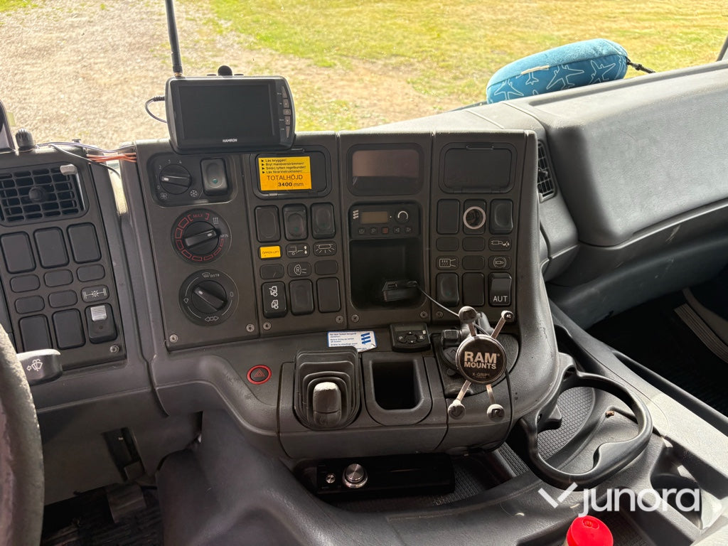 Husbil/Husbuss/Crossbuss - Scania 260 94D