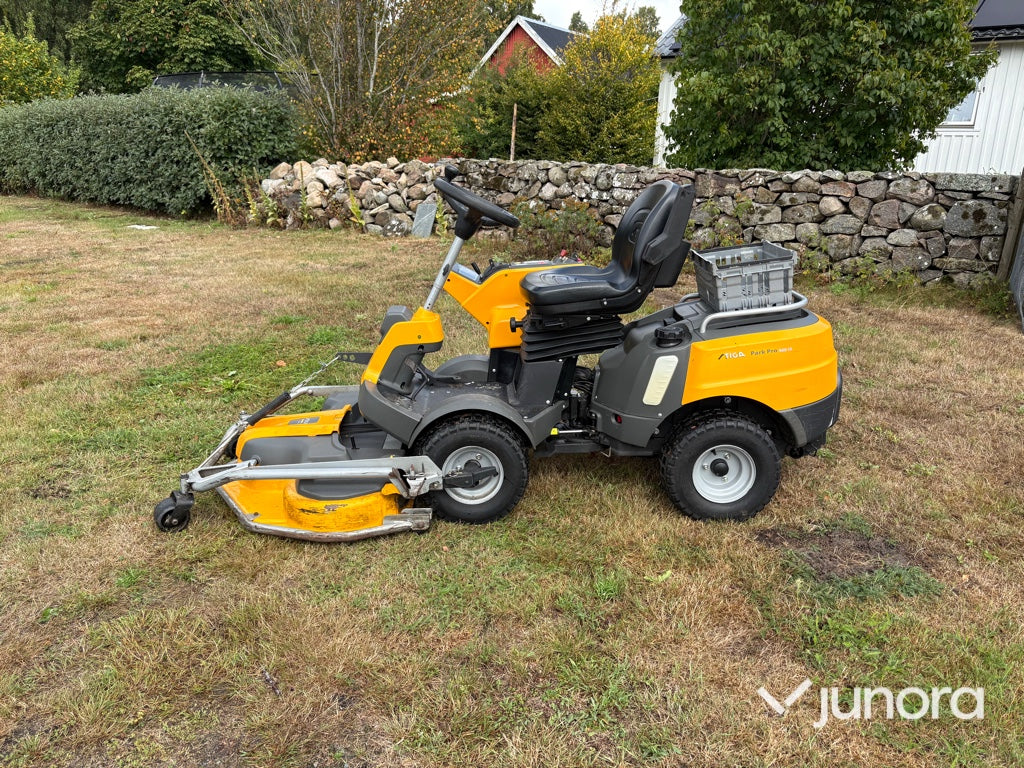 Åkgräsklippare Stiga Park Pro 540 IX