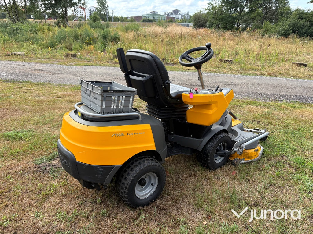 Åkgräsklippare Stiga Park Pro 540 IX