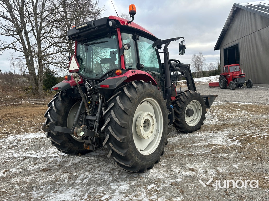 Traktor med lastare - Valtra A134 Hitech