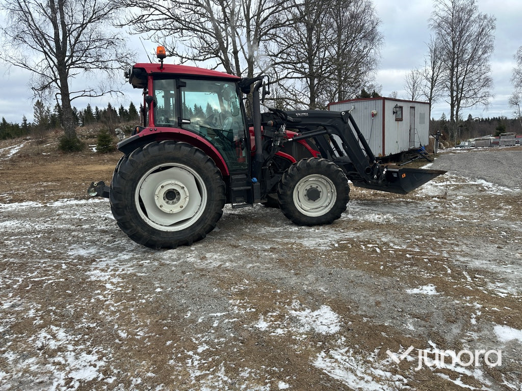 Traktor med lastare - Valtra A134 Hitech