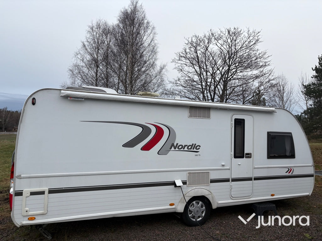 Husvagn - BÜRSTNER GMBH Averso Nordic