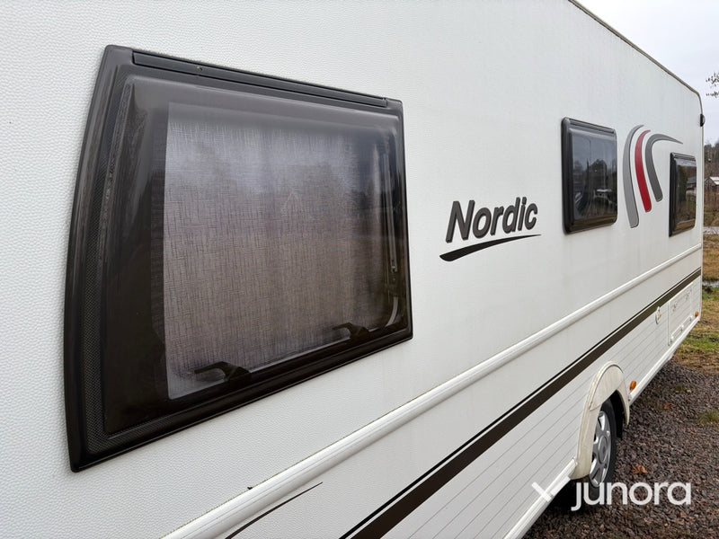 Husvagn - BÜRSTNER GMBH Averso Nordic