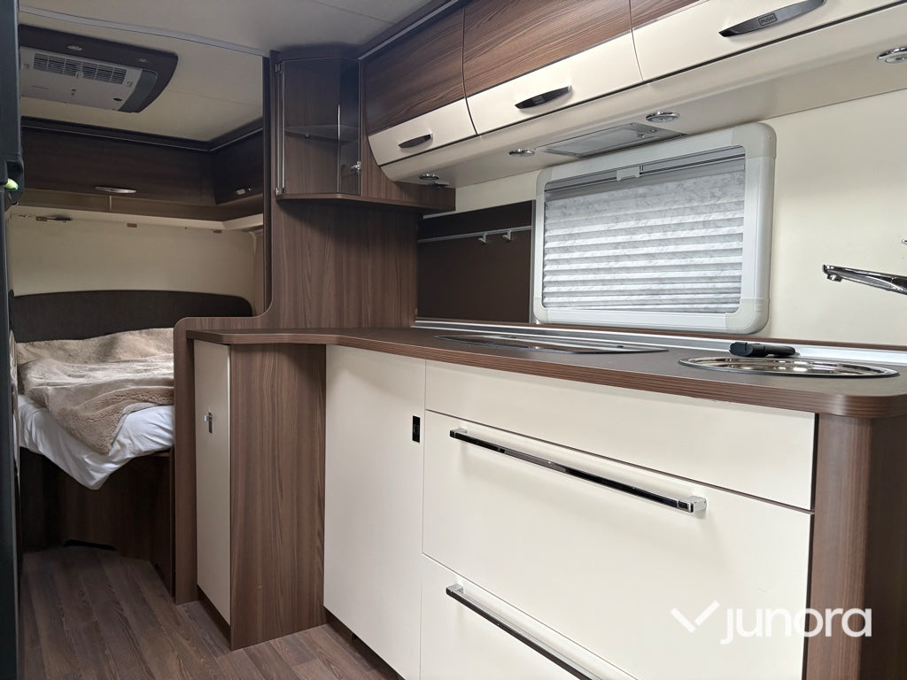 Husvagn - BÜRSTNER GMBH Averso Nordic