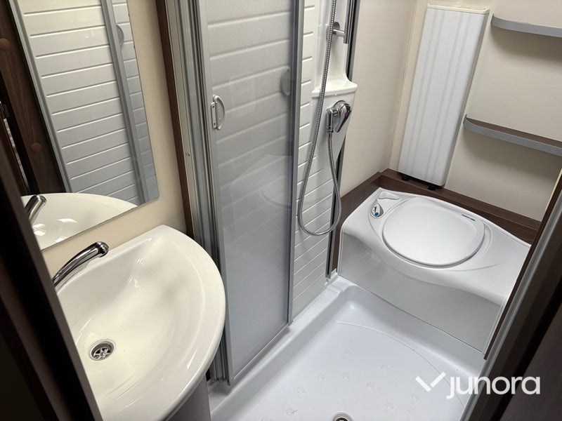 Husvagn - BÜRSTNER GMBH Averso Nordic