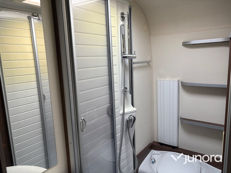 Husvagn - BÜRSTNER GMBH Averso Nordic