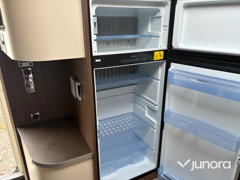 Husvagn - BÜRSTNER GMBH Averso Nordic