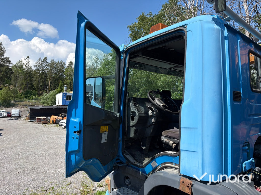 Kranbil - Scania, P94GB4X2, Med tipp