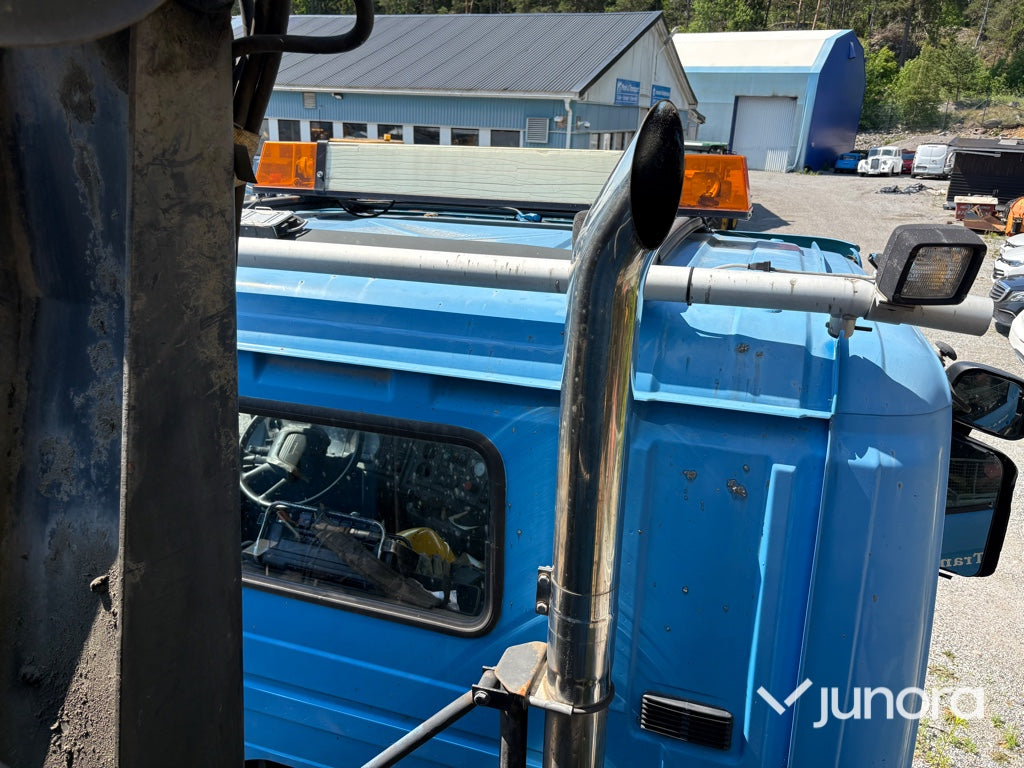 Kranbil - Scania, P94GB4X2, Med tipp