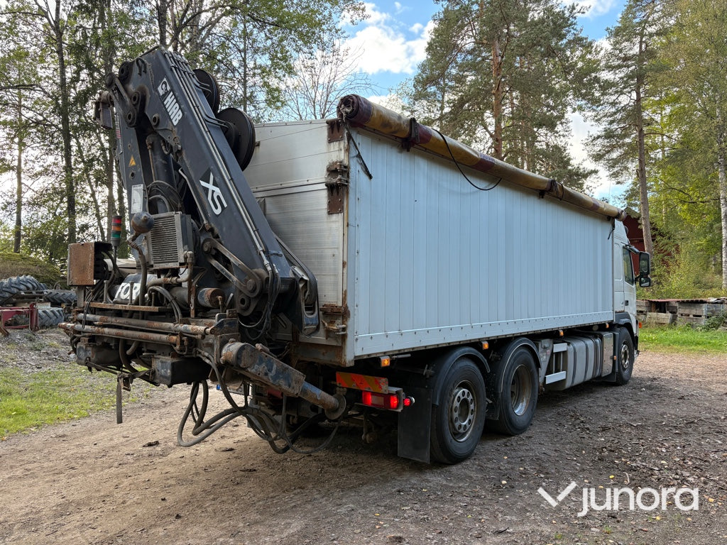 Lastbil Volvo FM-480 6*2 med lyftkran