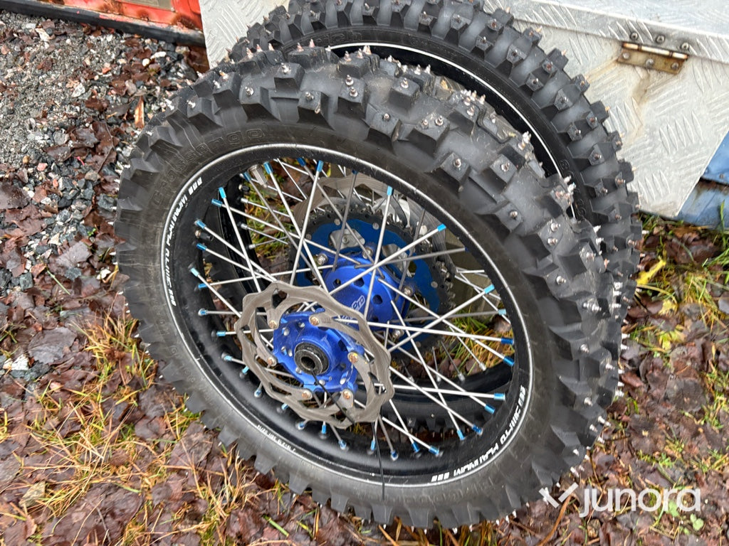 Cross – Husqvarna