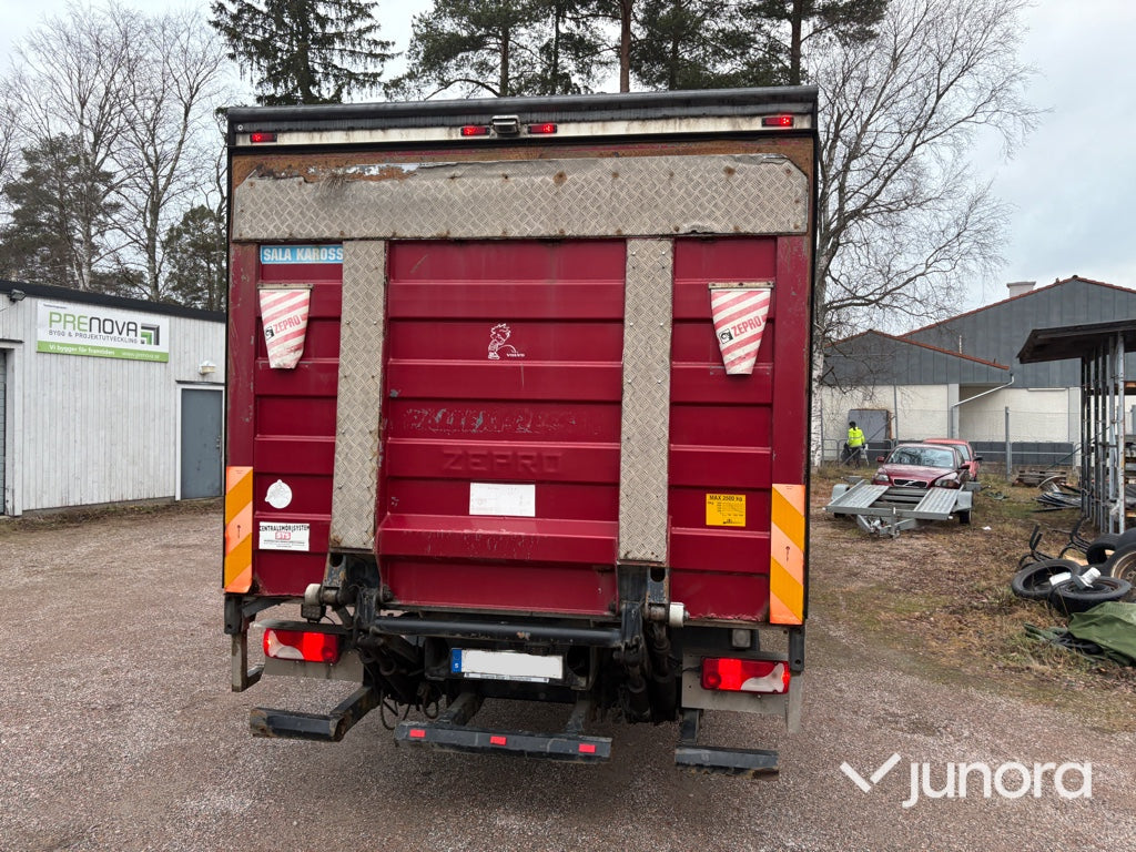 Lastbil - Scania, P270DB4X2HNB