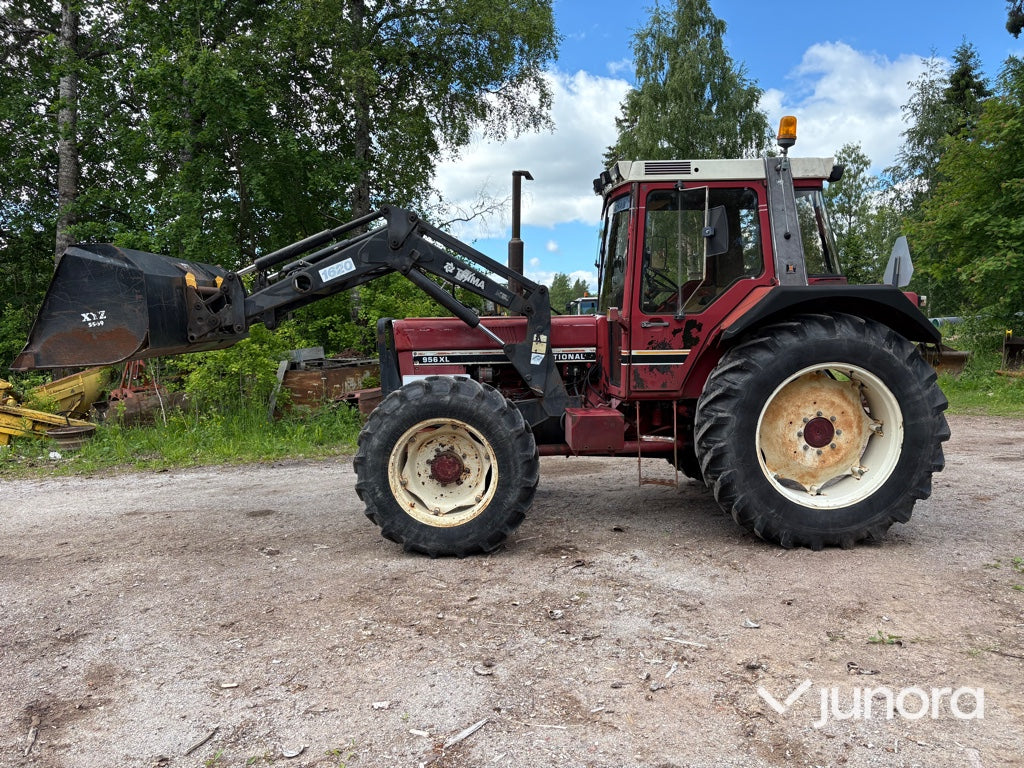 Traktor - Case IH 956 AXL 4WD med lastare