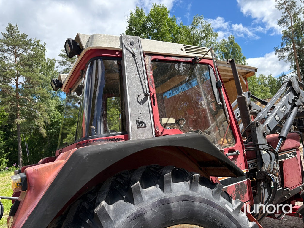 Traktor - Case IH 956 AXL 4WD med lastare