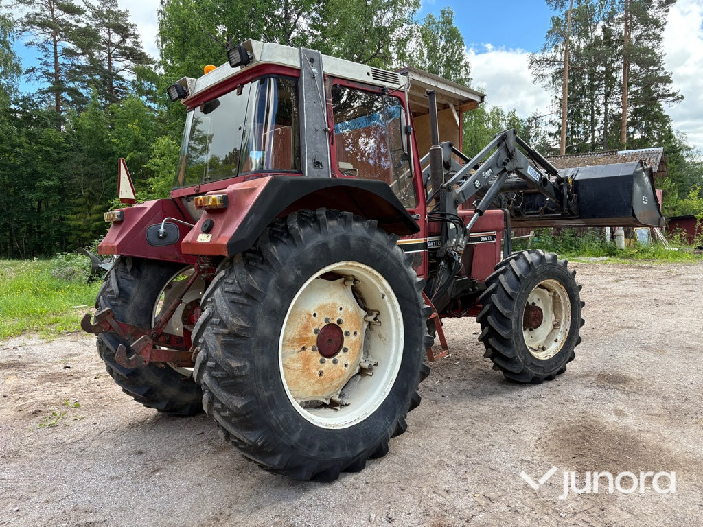 Traktor - Case IH 956 AXL 4WD med lastare