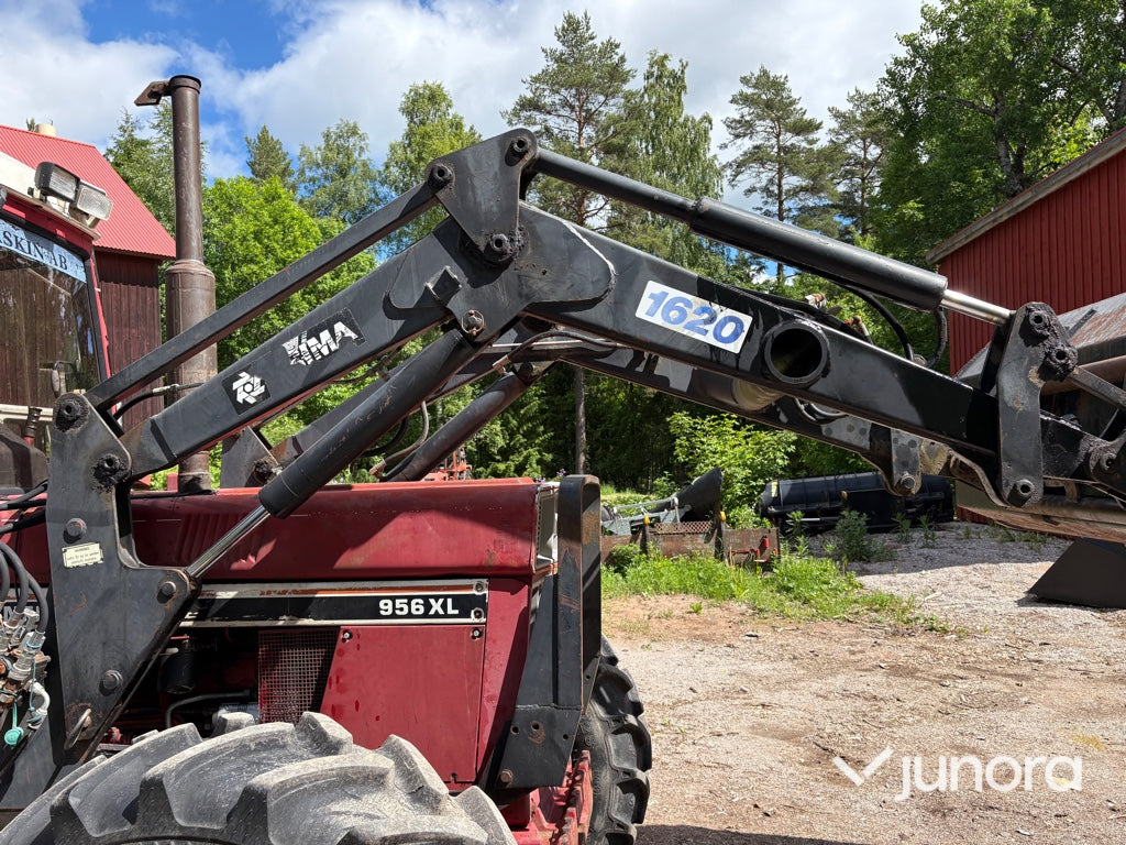 Traktor - Case IH 956 AXL 4WD med lastare