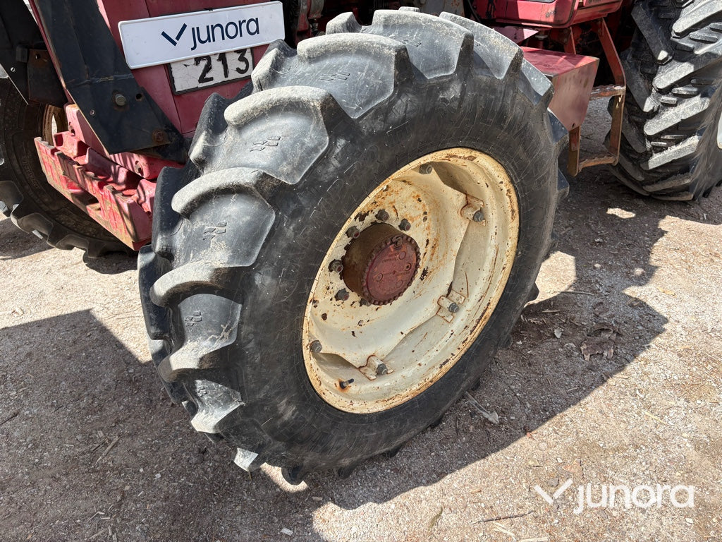 Traktor - Case IH 956 AXL 4WD med lastare