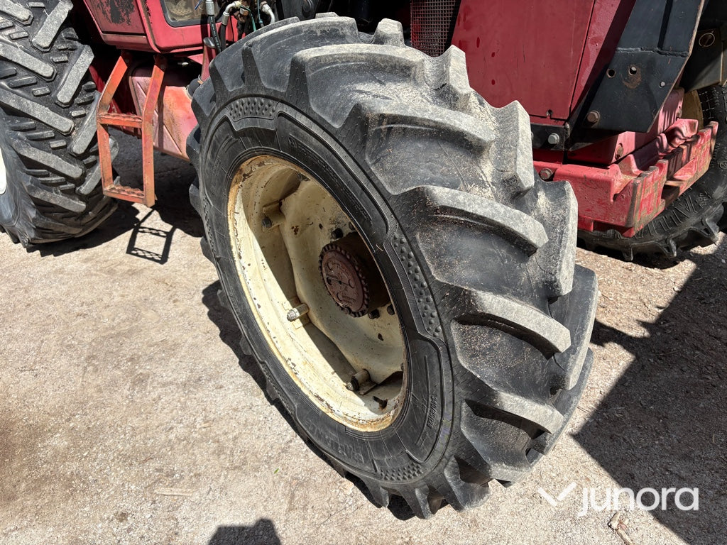 Traktor - Case IH 956 AXL 4WD med lastare