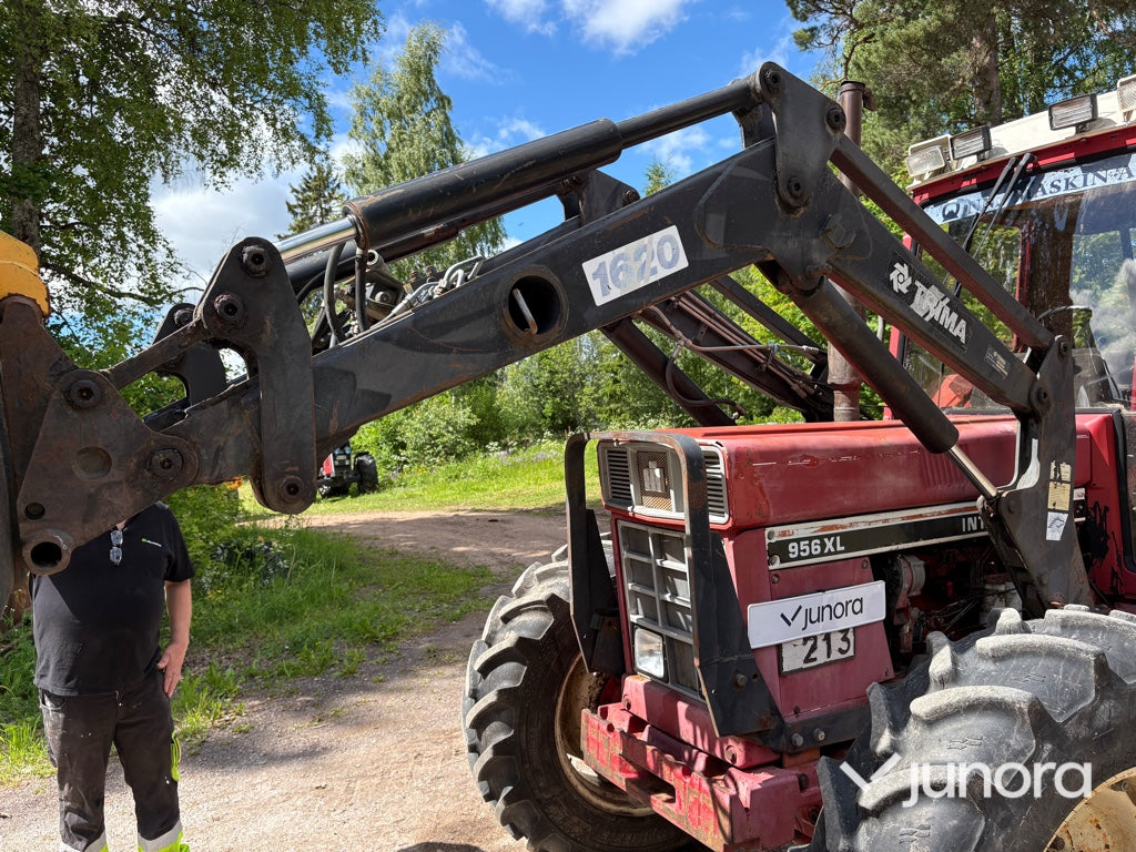 Traktor - Case IH 956 AXL 4WD med lastare