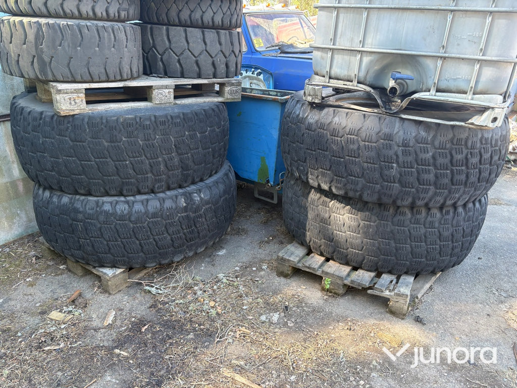 Lastmaskinsdäck - Michelin, 20.5 R 25