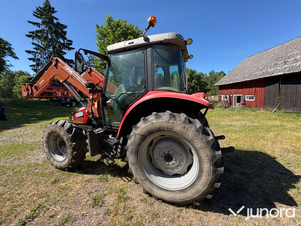 Massey Ferguson
