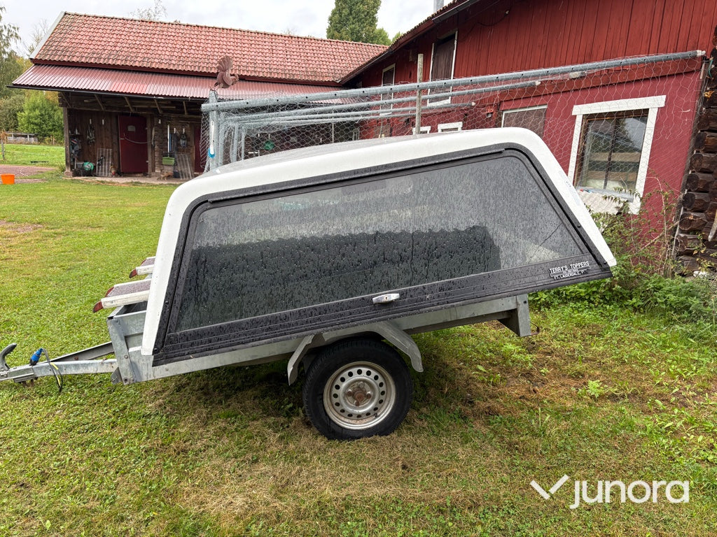 Kåpa till Dodge Ram 2500