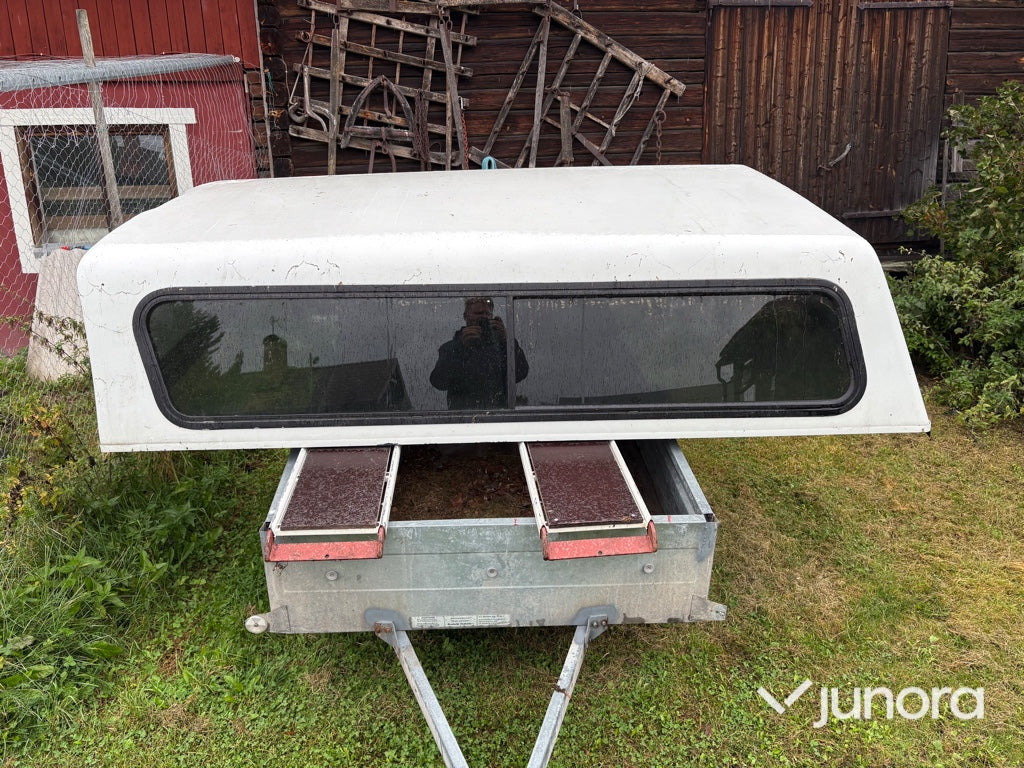 Kåpa till Dodge Ram 2500