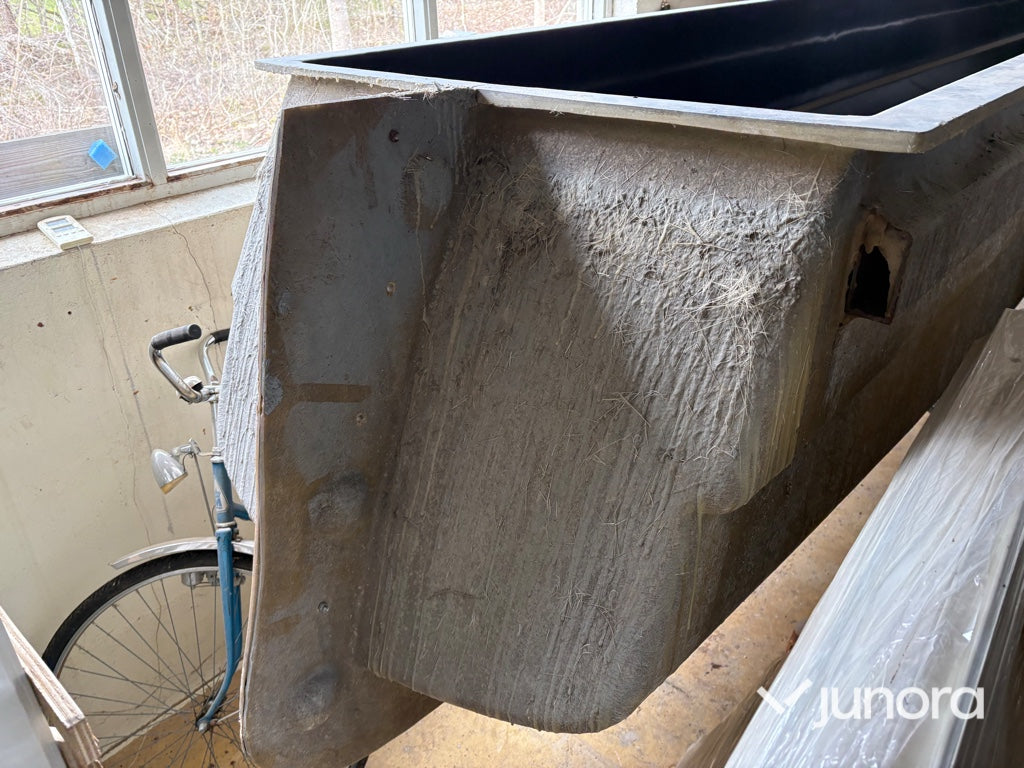 Gjutform till glasfiberponton