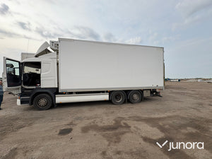 Lastbil Scania R450 med kyl