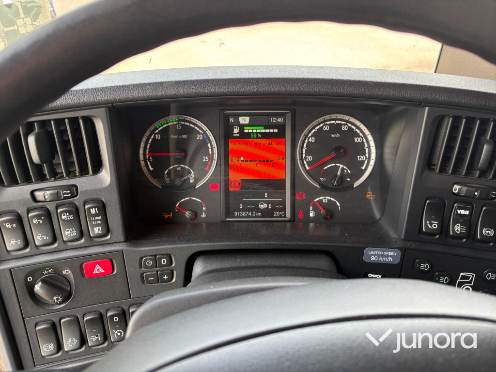 Lastbil Scania R450 med kyl