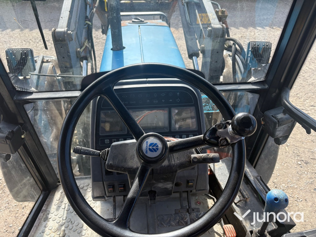 Traktor Ford 7740 med lastare
