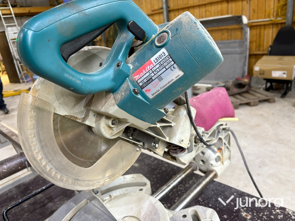 Makita LS1013 Gersåg med bänk