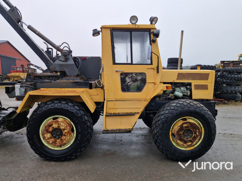 Traktor - MB-Track, med buskröjare