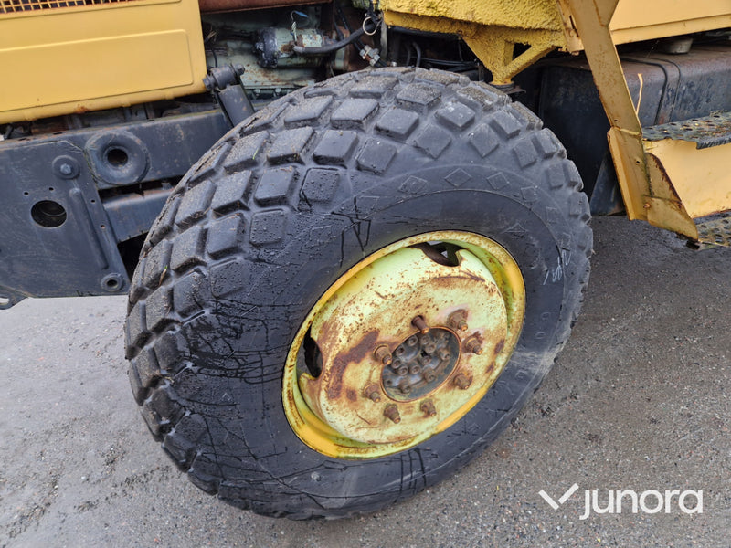 Traktor - MB-Track, med buskröjare