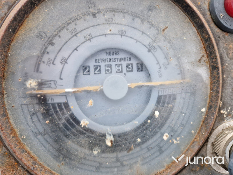 Traktor - MB-Track, med buskröjare