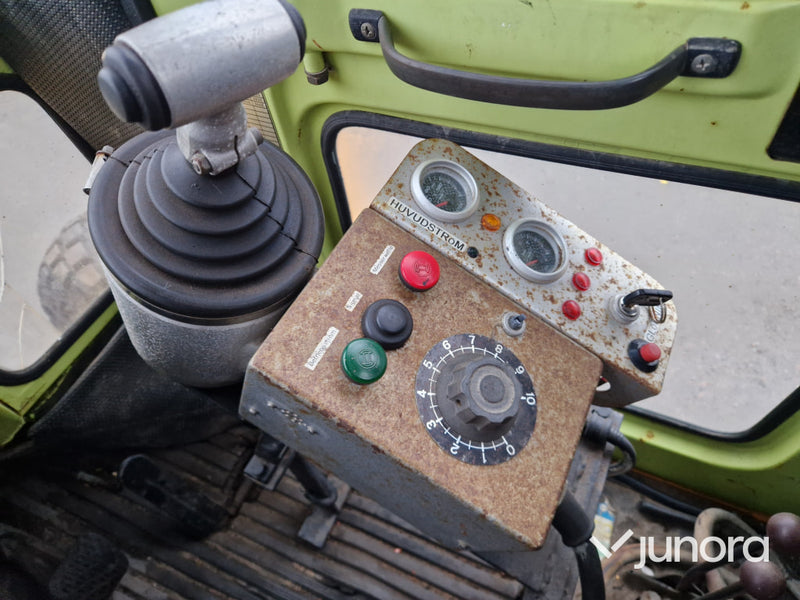 Traktor - MB-Track, med buskröjare