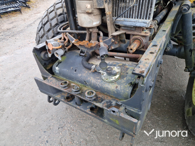 Traktor - MB-Track, med buskröjare