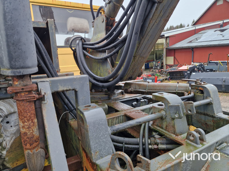 Traktor - MB-Track, med buskröjare