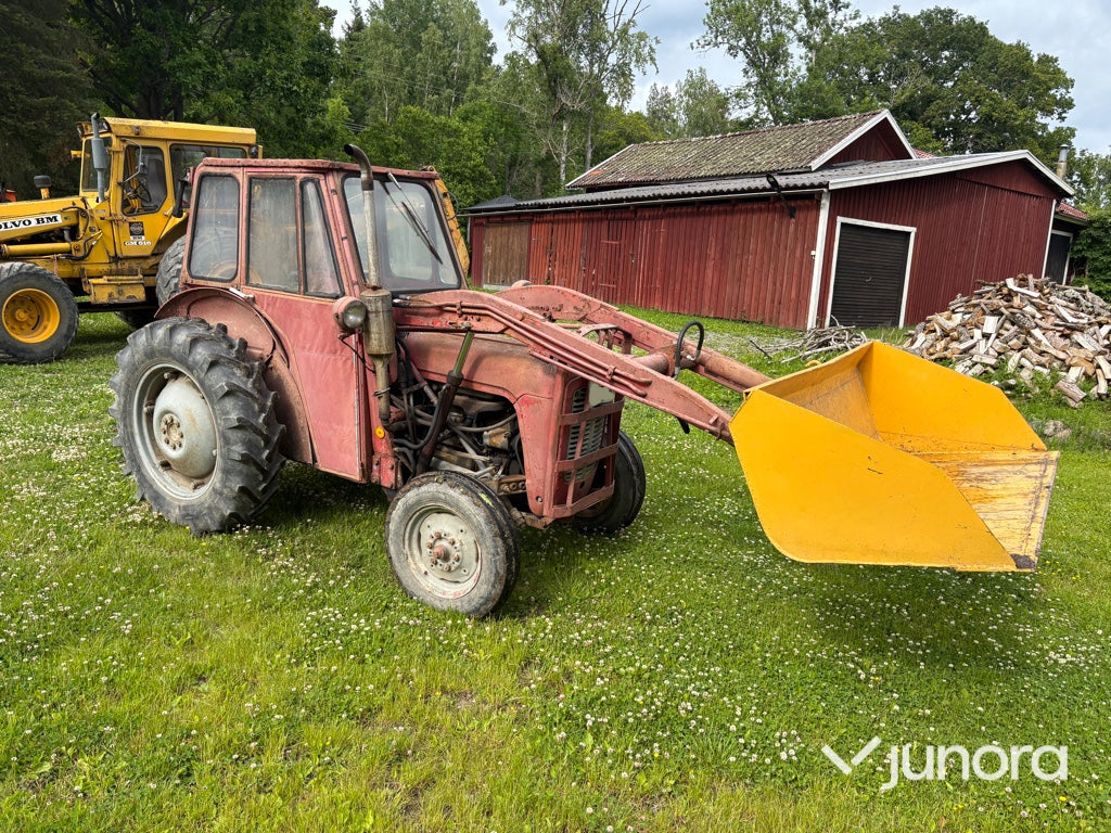 Traktor med lastare - Massey Ferguson, 35 Spec