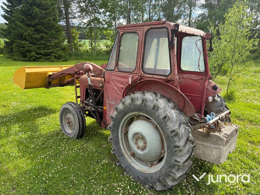 Traktor med lastare - Massey Ferguson, 35 Spec