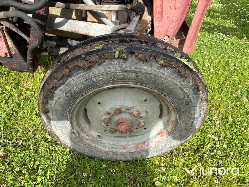Traktor med lastare - Massey Ferguson, 35 Spec