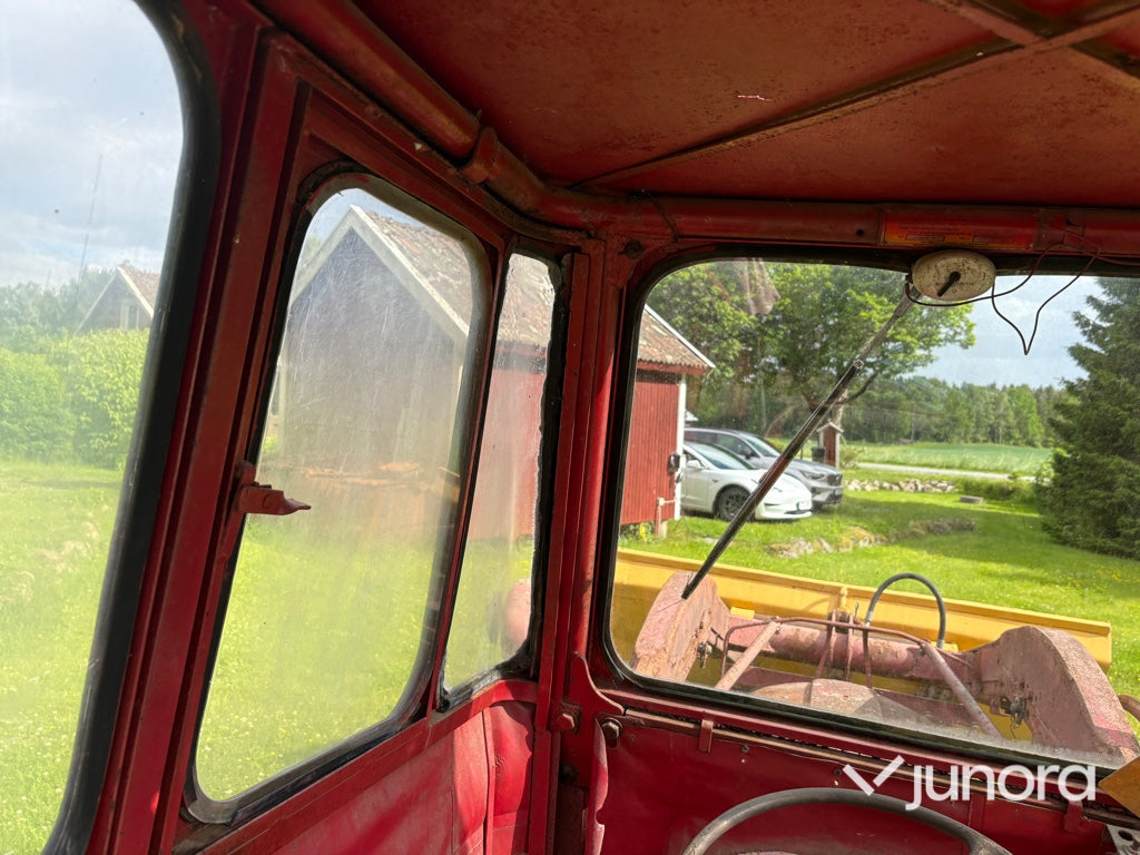 Traktor med lastare - Massey Ferguson, 35 Spec