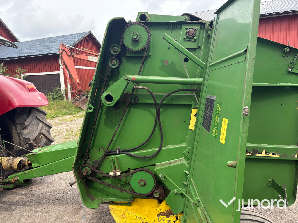 JOHN DEERE 545 Balpress